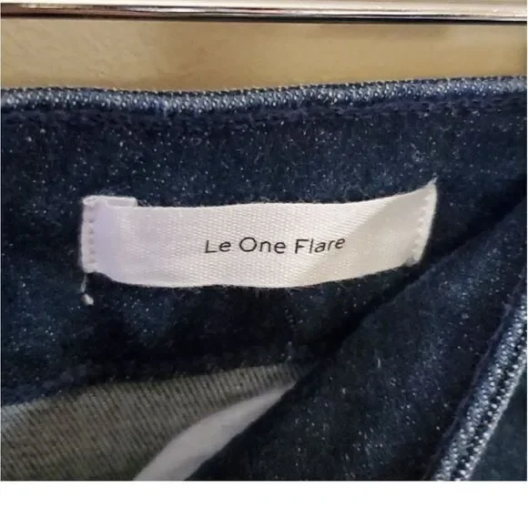 NWT FRAME Le One Flare High Rise Stretch Denim Jeans In Keller Blue Size 2 - Picture 5 of 11